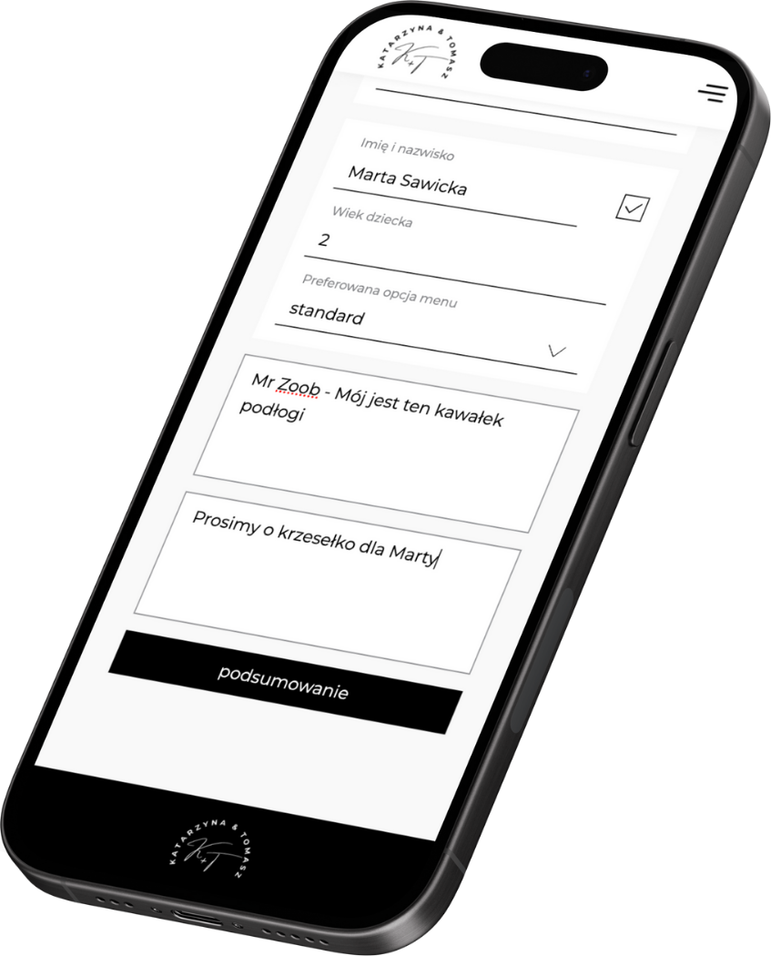 laptop z włączonym formularzem potwierdzania obecności